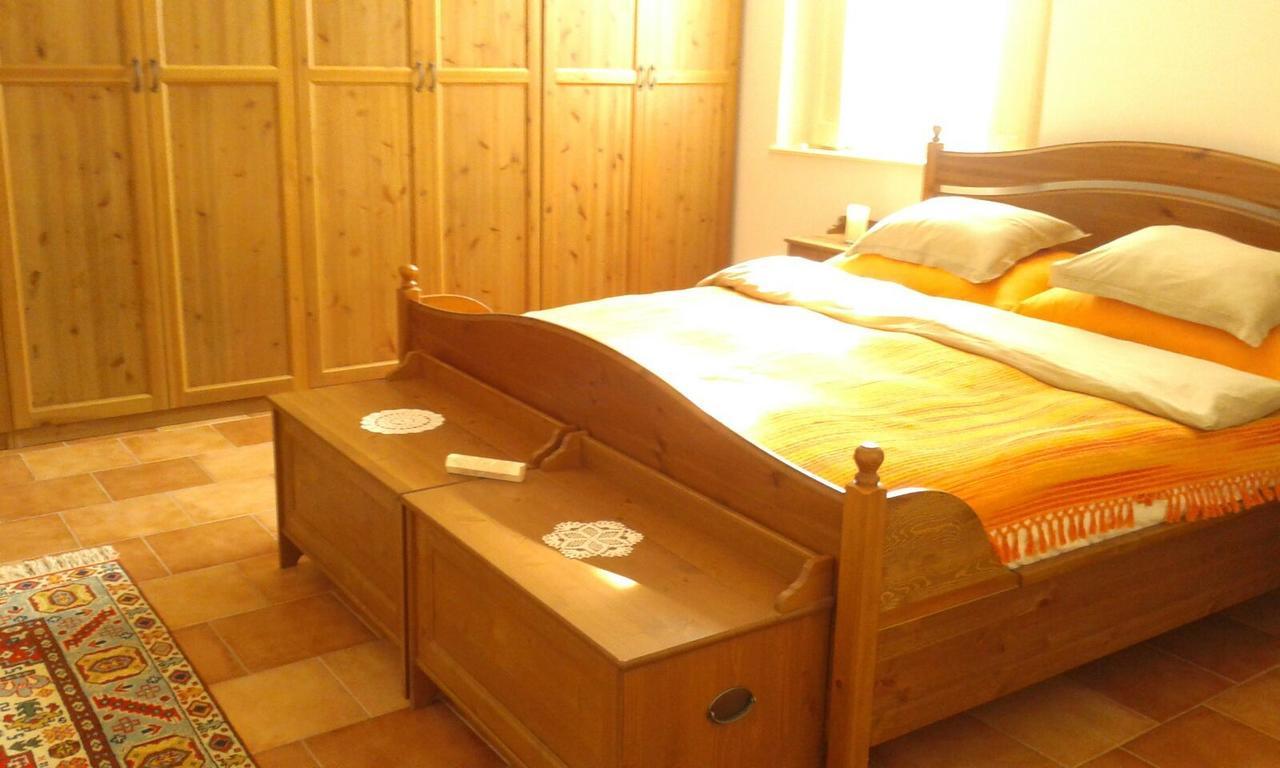 Resort La Tulipe Noire Cegledbercel Экстерьер фото